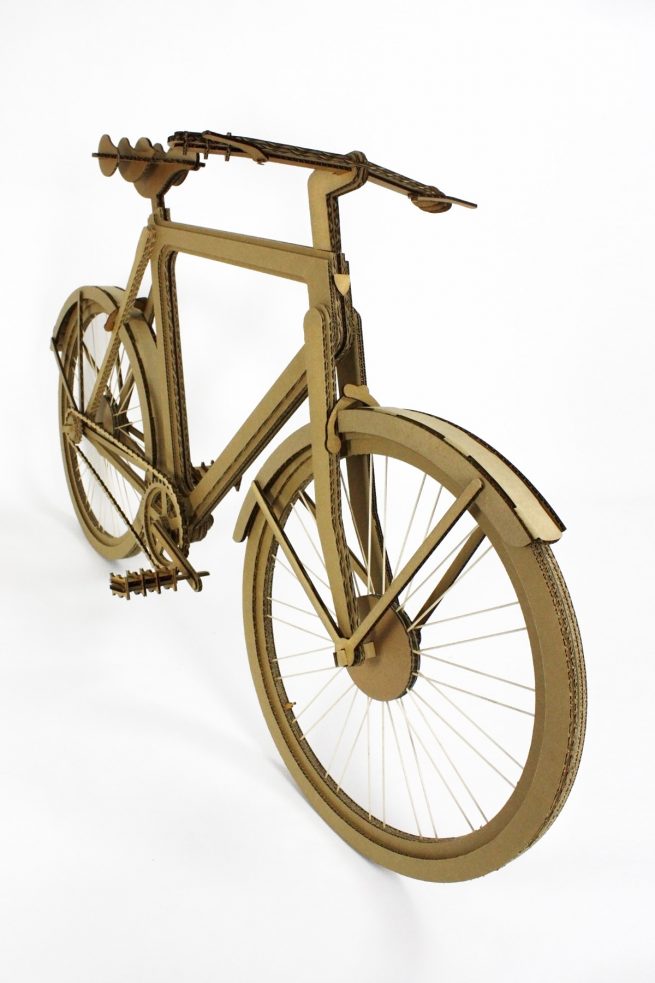 bicicleta de cartón por eolus